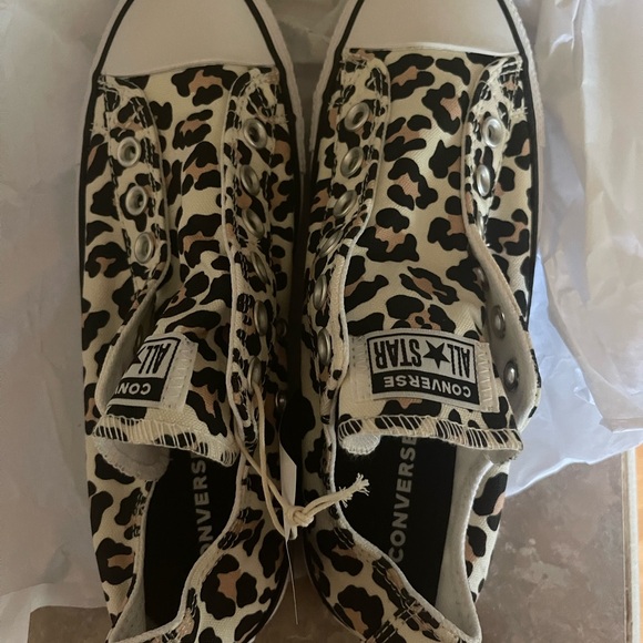 Converse Women's Wild Leopard Sneakers - Picture 3 of 3